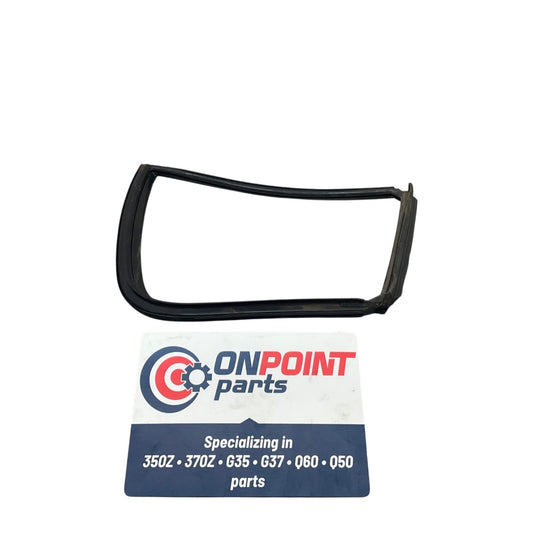 07-10 Infiniti G35 G37 Sedan RH RR Quarter Glass Weatherstrip 82272JK000 OEM Byh - On Point Parts Inc