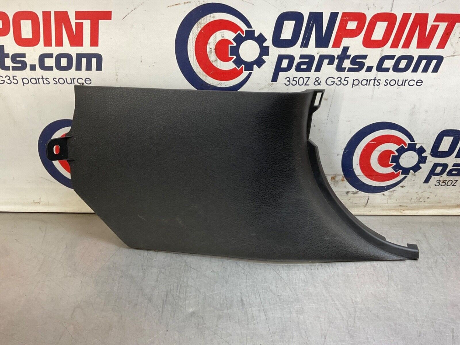 03-09 Nissan 350Z Passenger Right Lower Kick Panel 66900CD000 OEM 24BHQEE