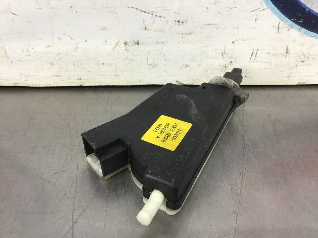 03-09 Nissan 350Z Gas Fuel Door Actuator 78850CD060 OEM 22BC3DE