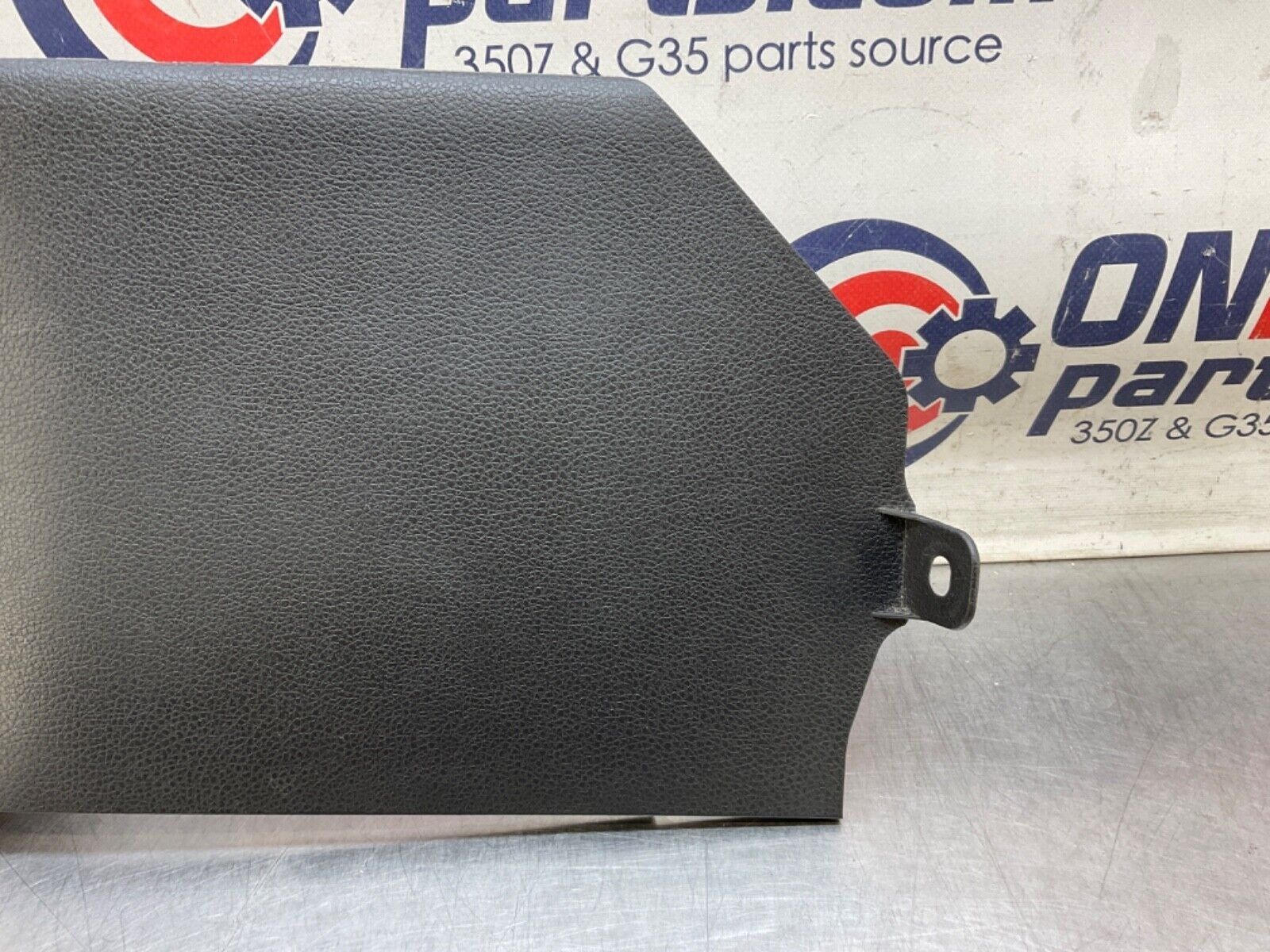 03-09 Nissan 350Z Passenger Right Front Lower Kick Panel 66900CD000 OEM 14BALFE