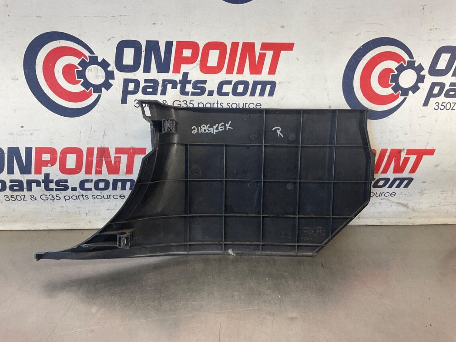 03-09 Nissan 350Z Passenger Right Front Lower Kick Panel 66900CD000 OEM 21BGKEE