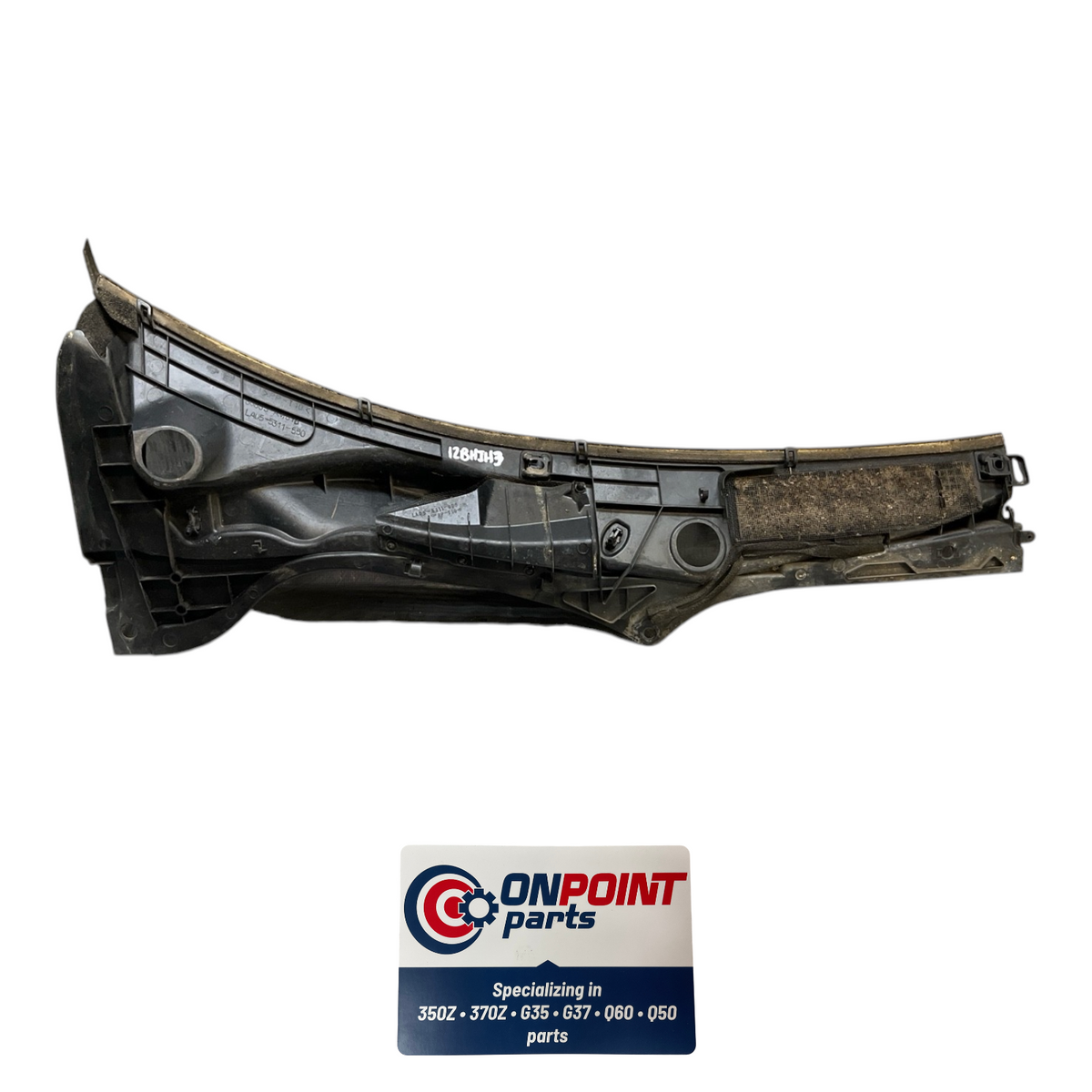 04-07 Infiniti G35 Front Windshield Cowl Wiper Cover Panel 66863Am61B Oem Hjh