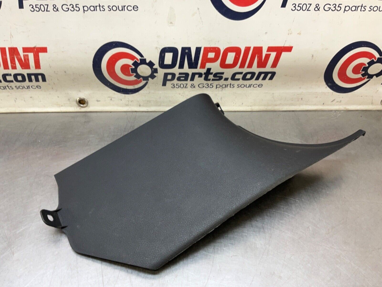 03-09 Nissan 350Z Passenger Right Front Lower Kick Panel 66900CD000 OEM 22BLCFE