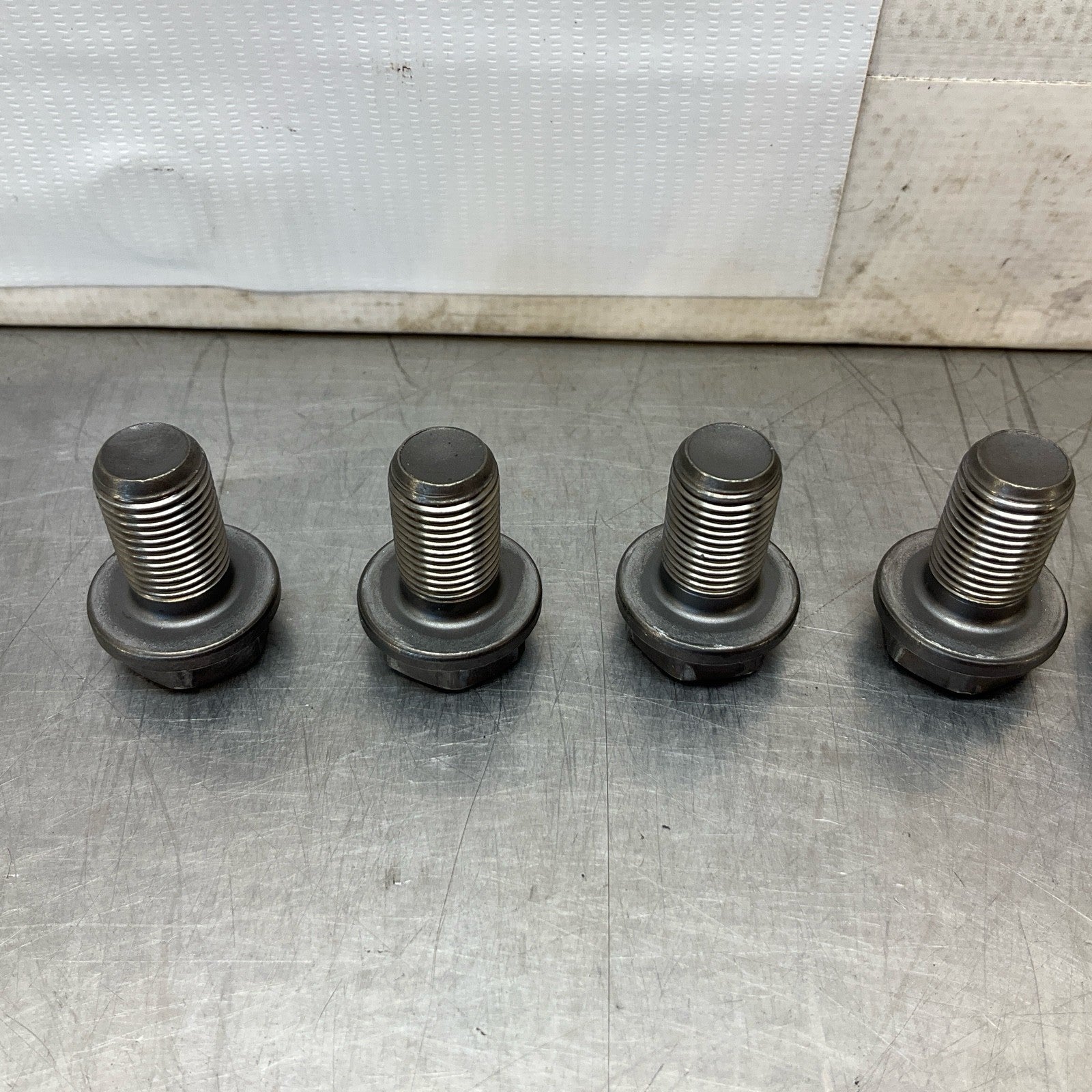 03-19 Infiniti G35 G37 Q50 Q60 350Z 370Z Flywheel Mount Bolt 12315D0201 OEM d4Gi