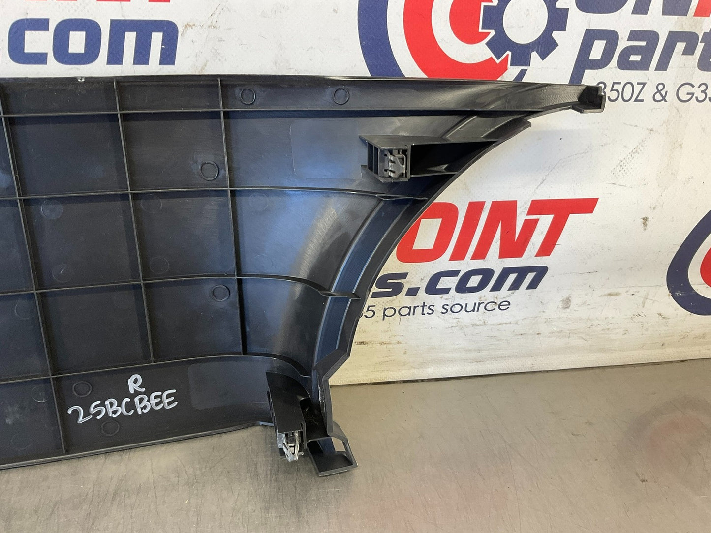 03-09 Nissan 350Z Passenger Right Lower Kick Panel Trim 66900CD00D OEM 25BCBEE