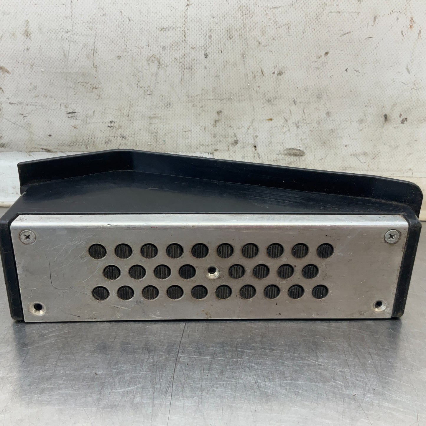 03-09 Nissan 350Z Driver Front Dead Pedal Foot Rest 67840CD01A OEM 14Bcrga