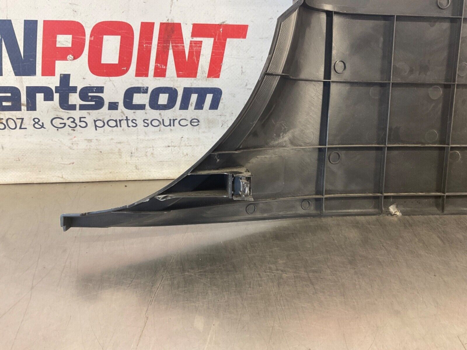 03-09 Nissan 350Z Passenger Right Front Lower Kick Panel 66900CD000 OEM 21BGKEE
