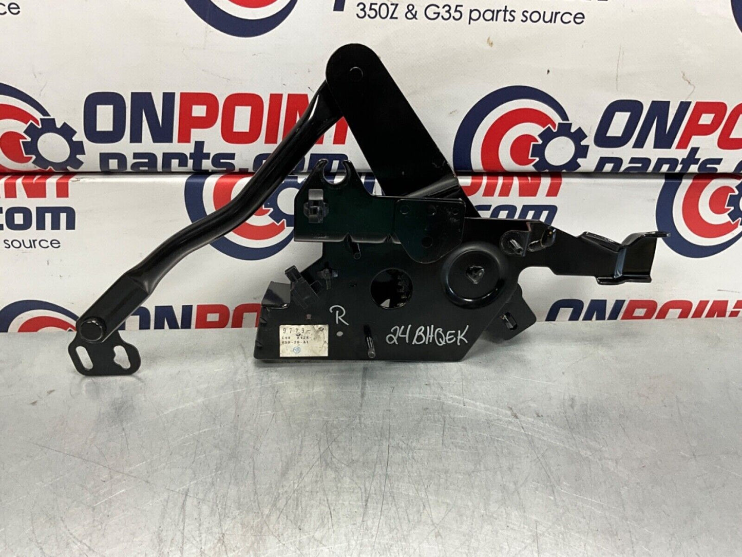 03-09 Nissan 350Z Convertible Right Tonneau Lid Lift Hinge 97294CE420 OEM HQE