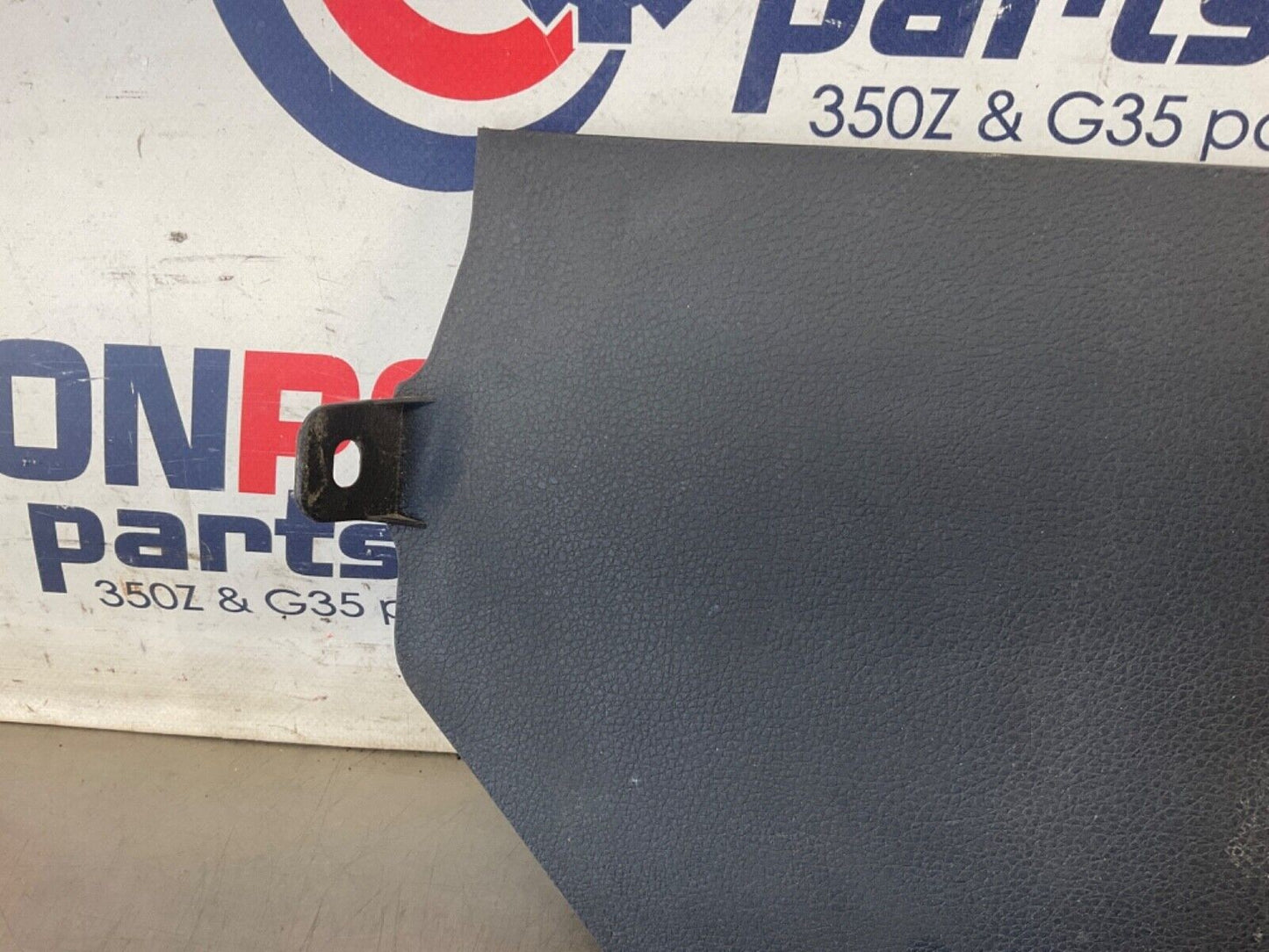 03-09 Nissan 350Z Passenger Right Front Lower Kick Panel 66900CD000 OEM 21BGKEE