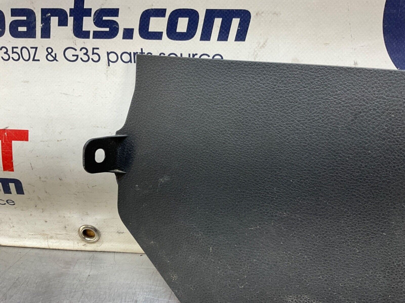03-09 Nissan 350Z Passenger Right Front Lower Kick Panel 66900CD000 OEM 22BLCFE