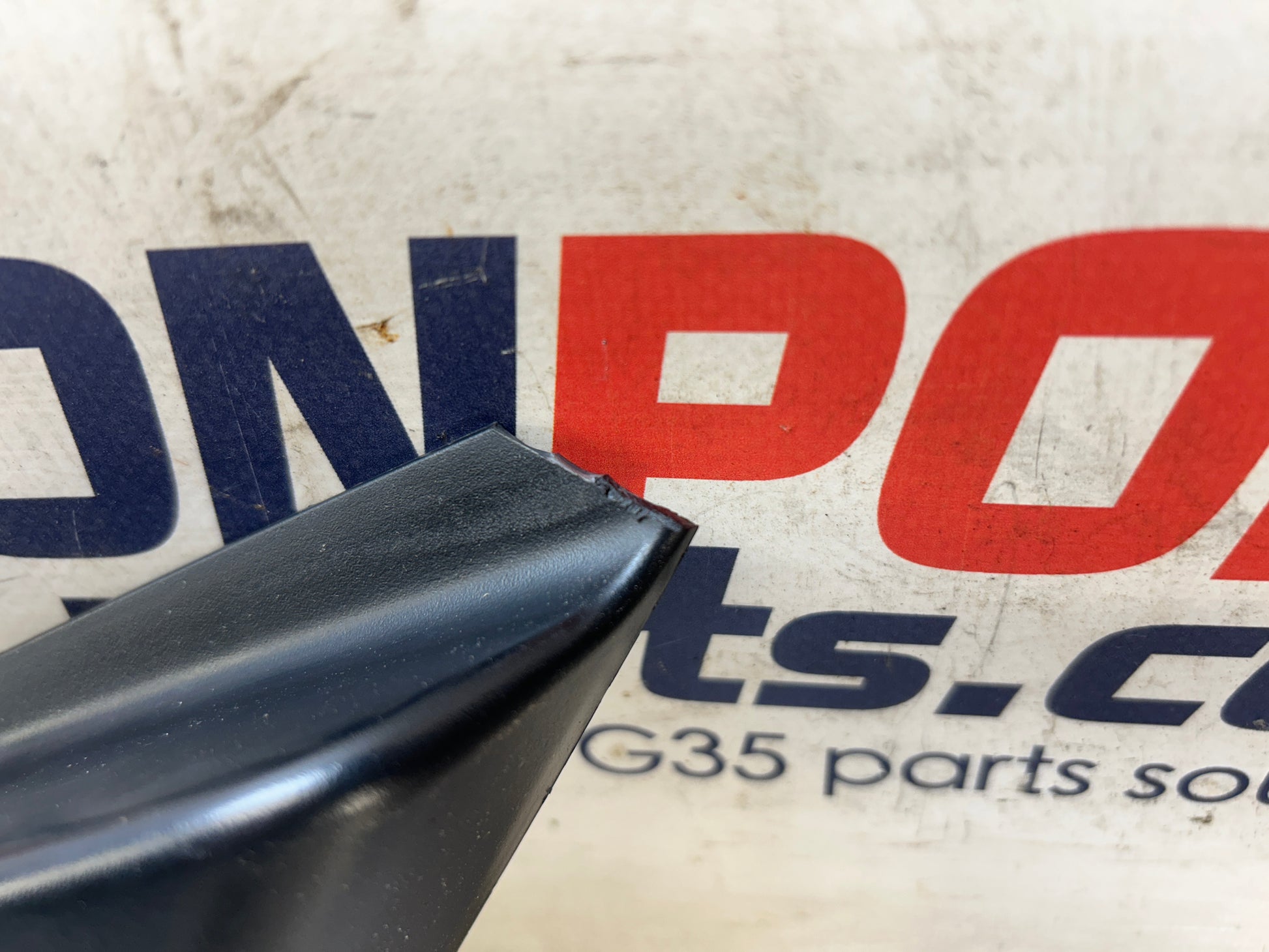 2004 Nissan Z33 350Z Front Passenger Tweeter Speaker Cover Trim Oem 22Bgwfe - On Point Parts Inc