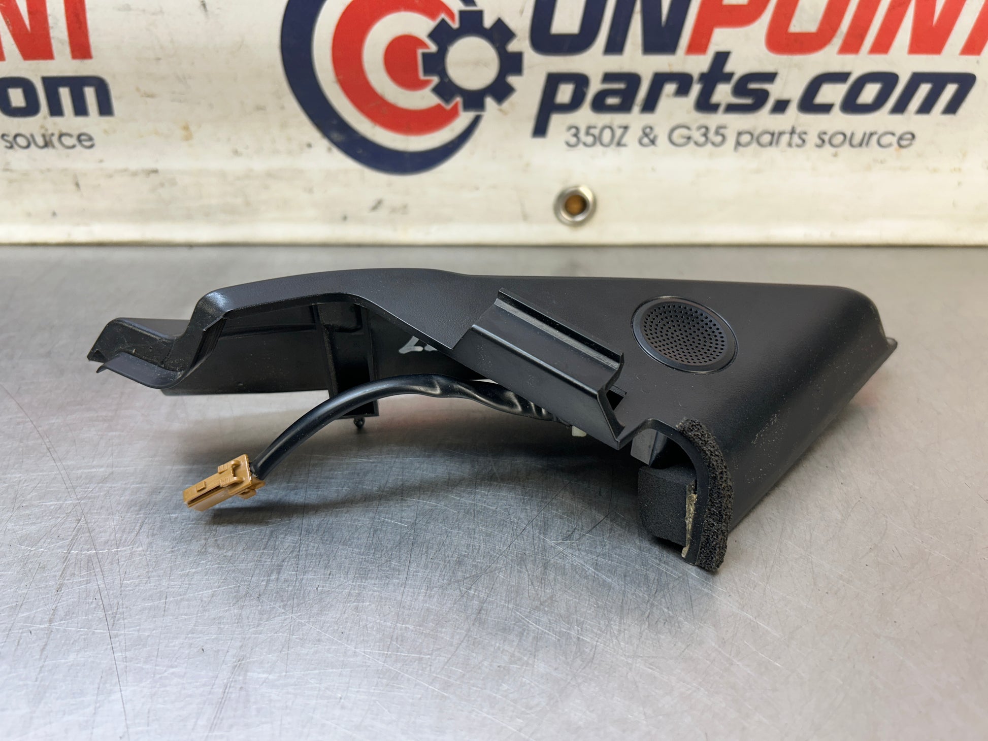 2004 Nissan Z33 350Z Front Passenger Tweeter Speaker Cover Trim Oem 22Bgwfe - On Point Parts Inc