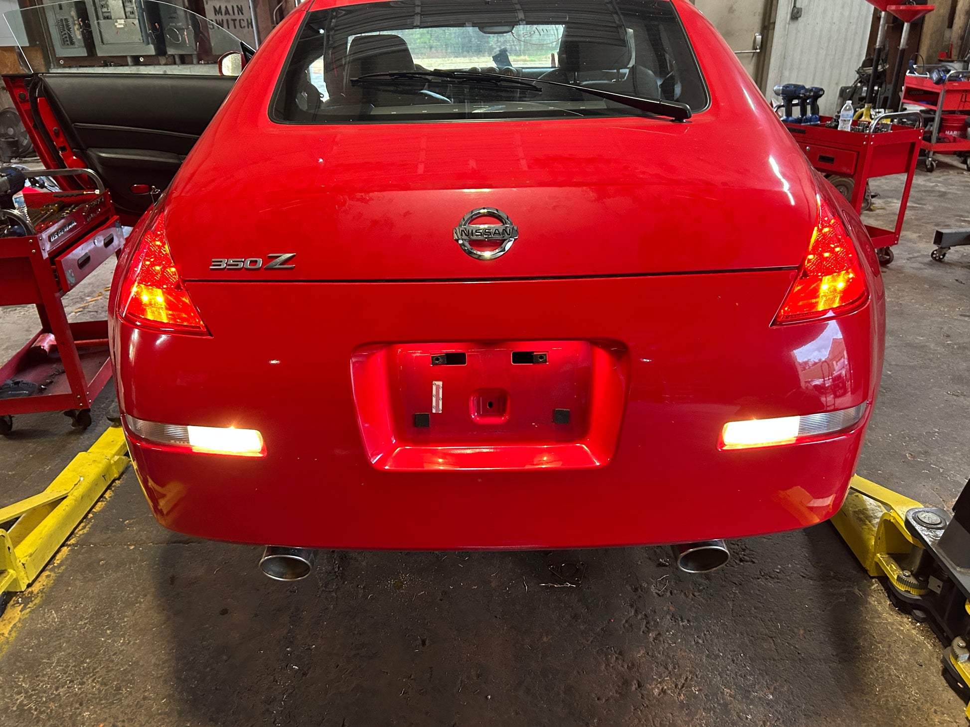 2008 Nissan 350Z Tail Lights OEM 21BLJF2 - On Point Parts Inc