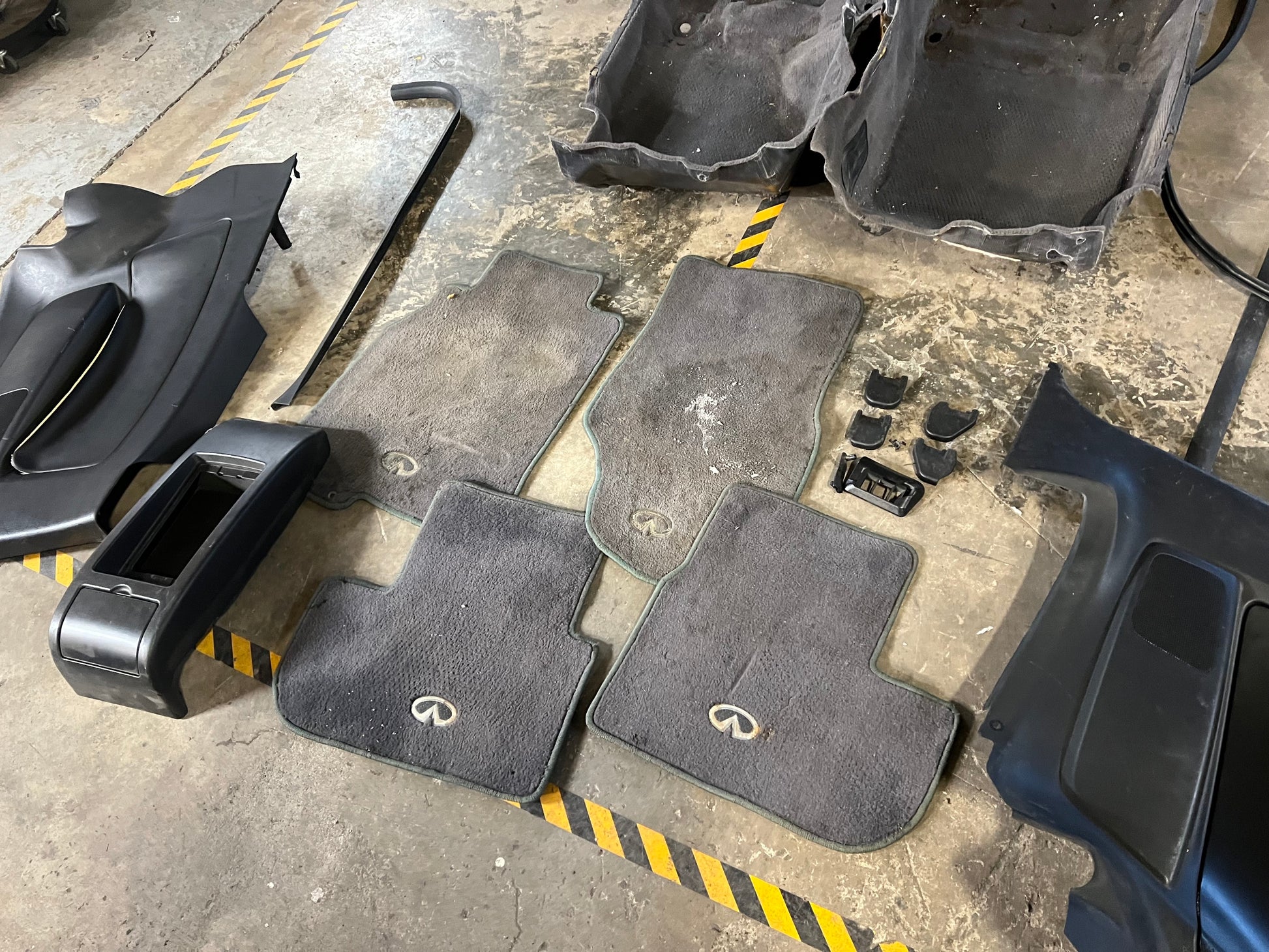 2005 Infiniti G35 Coupe Black Interior Bundle - On Point Parts Inc