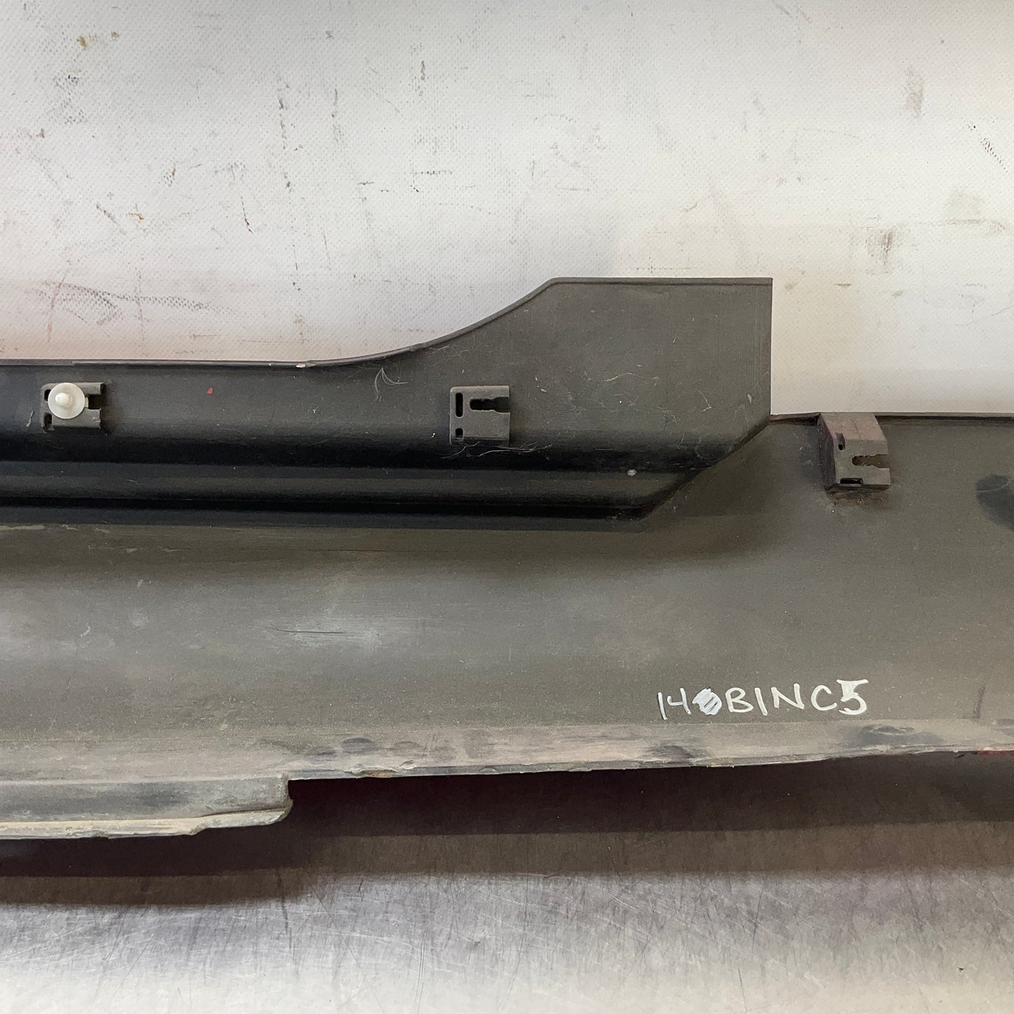 03-08 Nissan 350Z Driver Left Rocker Panel Side Skirt OEM 14BINC5 - On Point Parts Inc