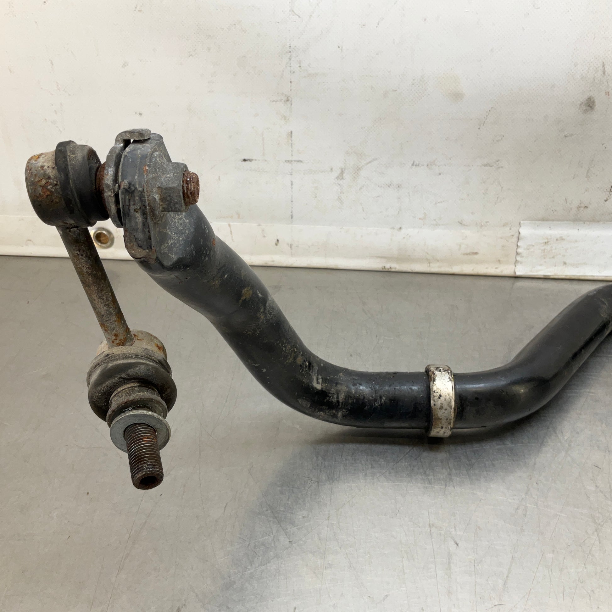 2004 Nissan Z33 350Z Front Suspension Stabilizer Sway Bar Oem 24Bbqg0 - On Point Parts Inc