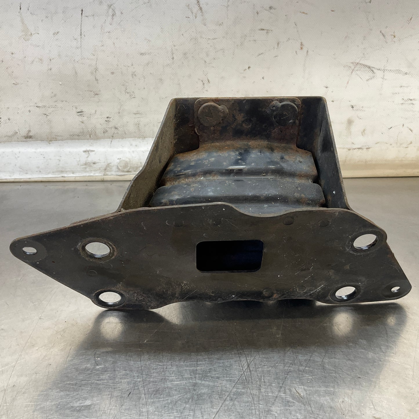 03-06 G35 Coupe Front Passenger Bumper Impact Stay Mount 62210Am605 Oem Gng - On Point Parts Inc