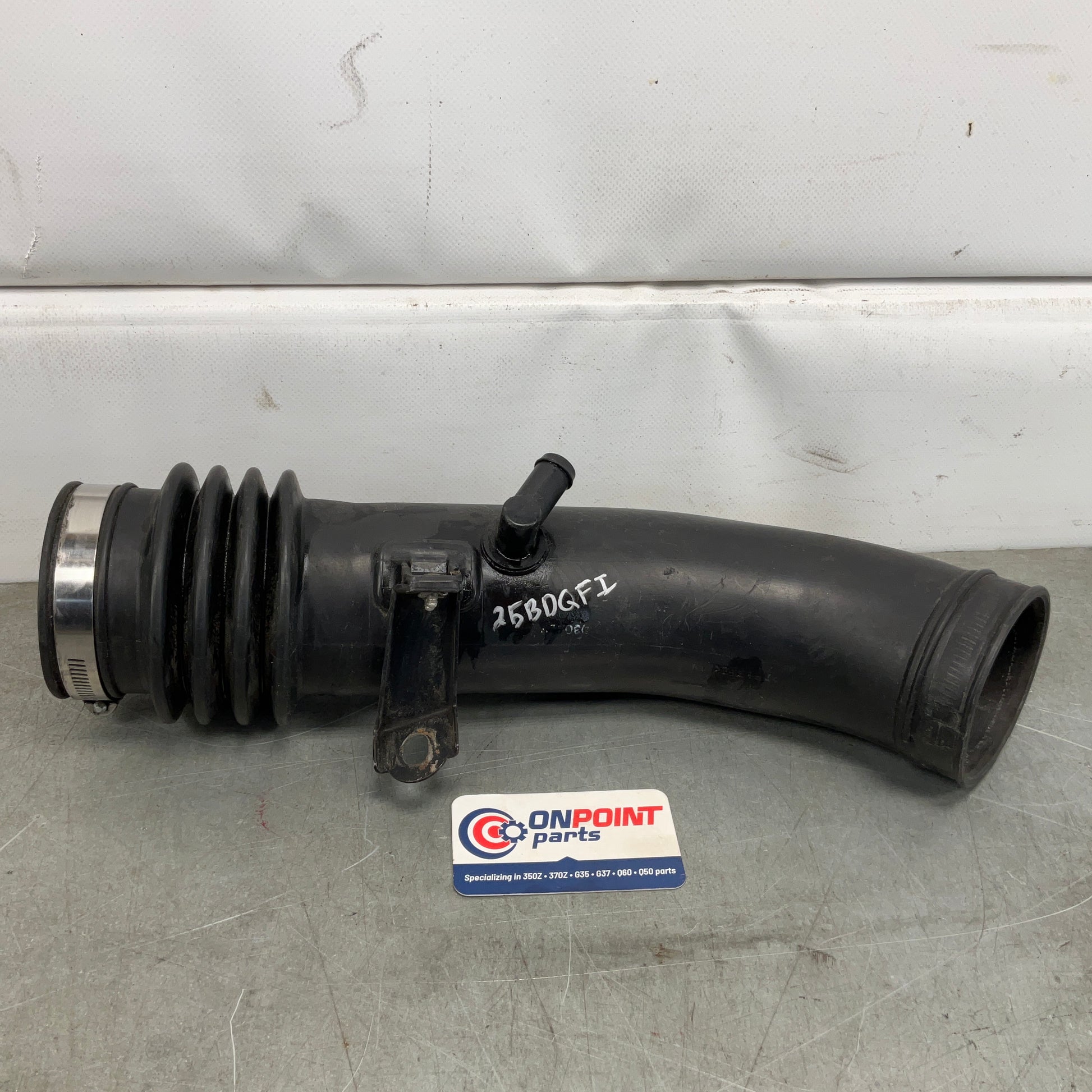 2004 Nissan Z33 350Z Air Intake Flex Tube Duct Oem 25Bdqfi - On Point Parts Inc