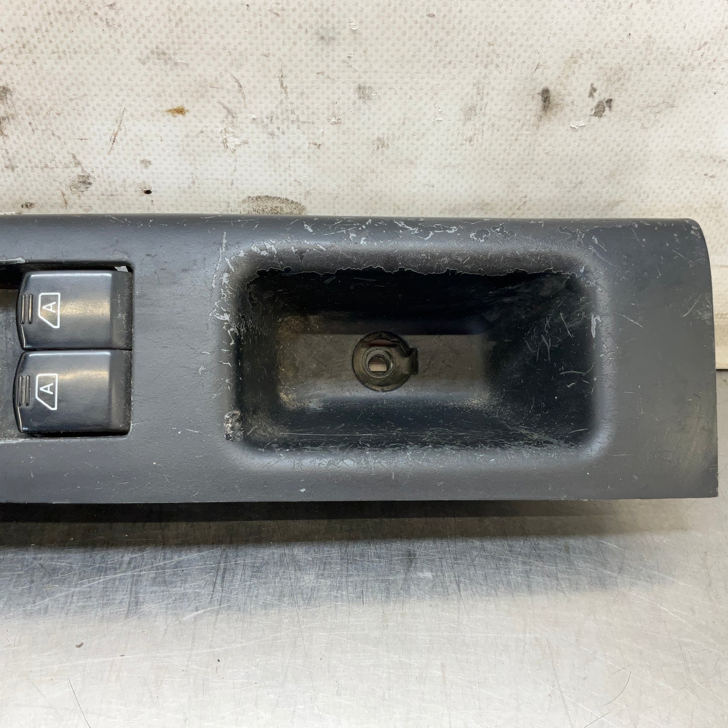 2004 Nissan Z33 350Z Driver Left Master Door Window Lock Switches Oem 25BDQFA - On Point Parts Inc