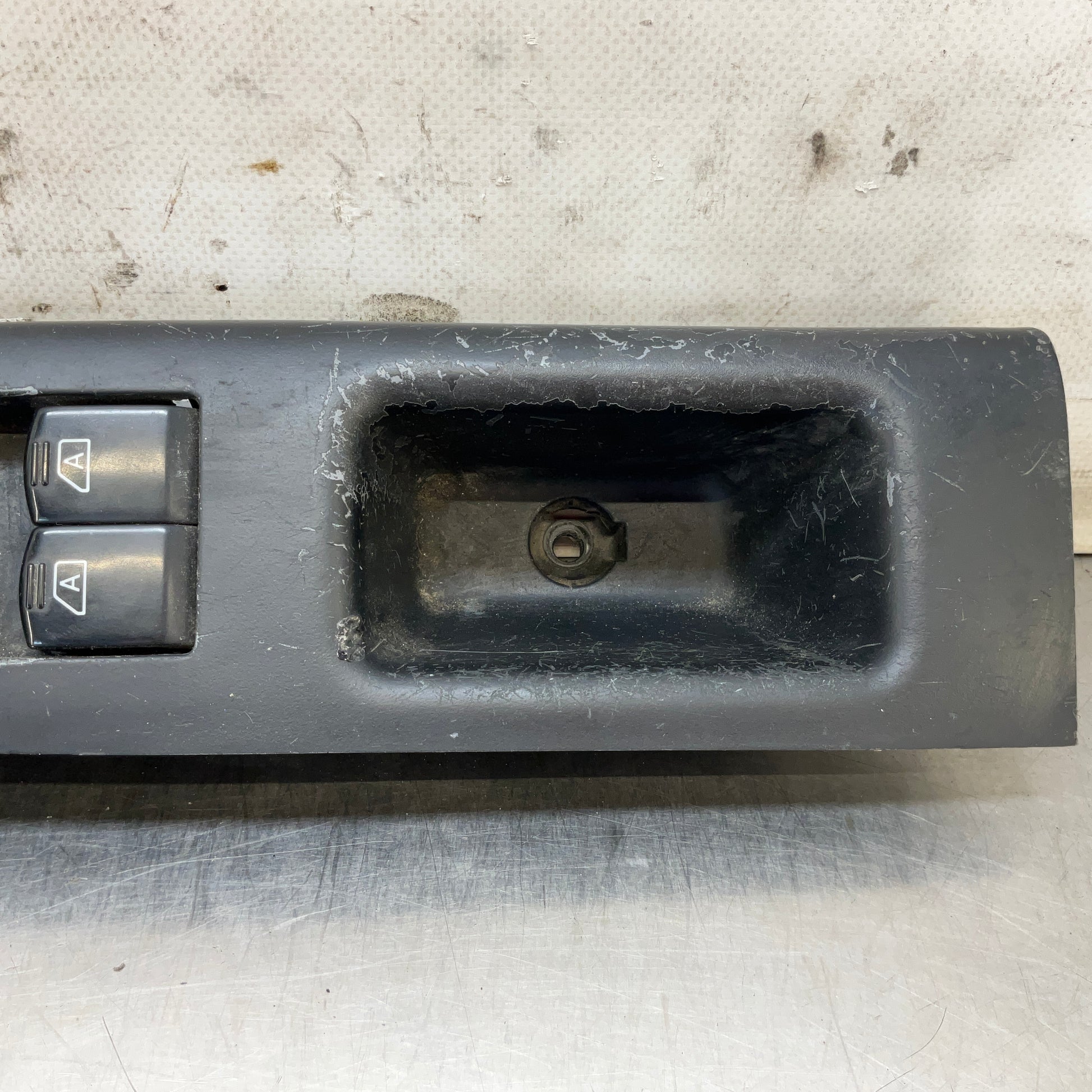 2004 Nissan Z33 350Z Driver Left Master Door Window Lock Switches Oem 25BDQFA - On Point Parts Inc
