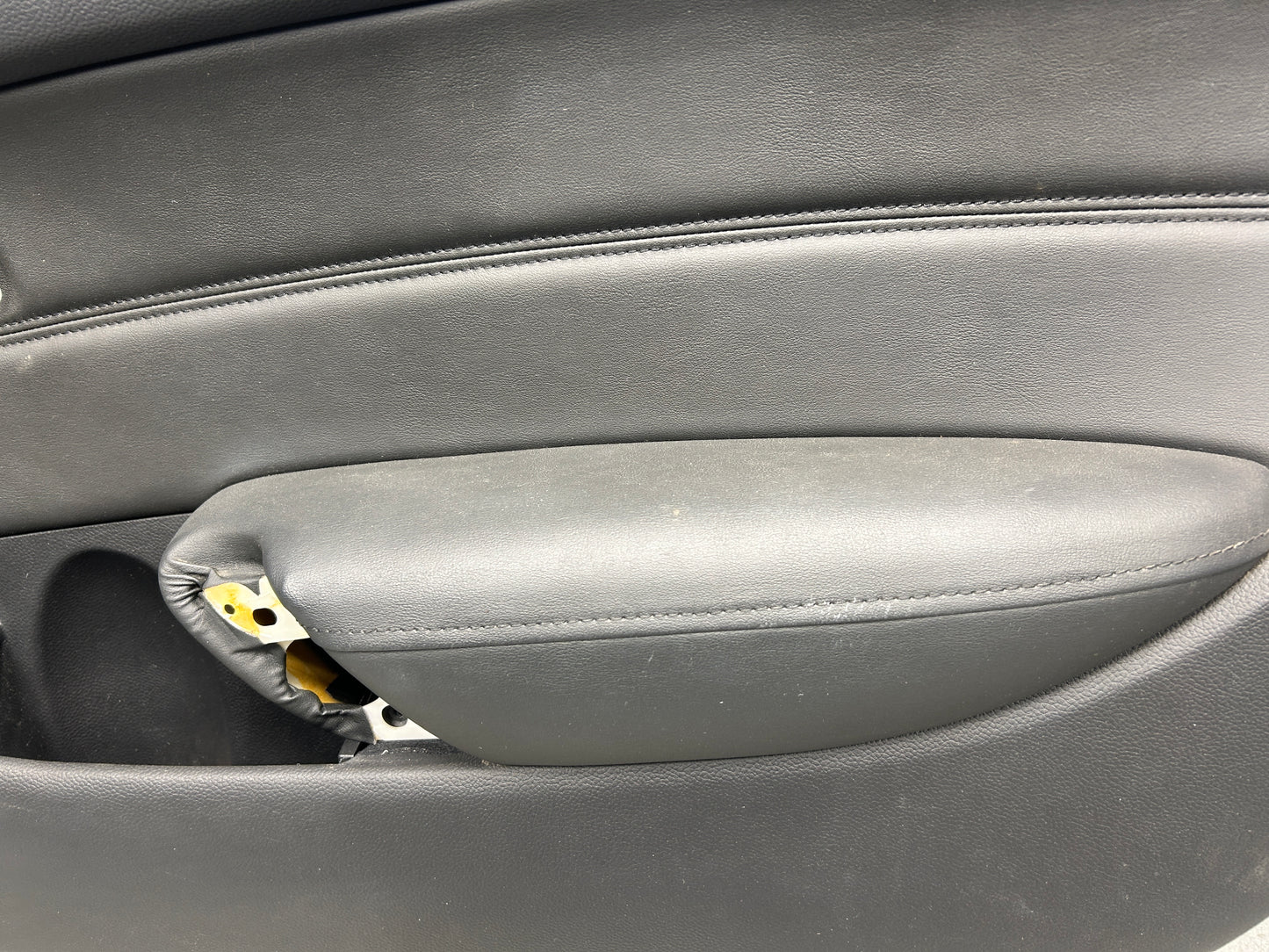 2011 Infiniti V36 G37 Front Passenger Door Panel Oem 24Bklf8 - On Point Parts Inc