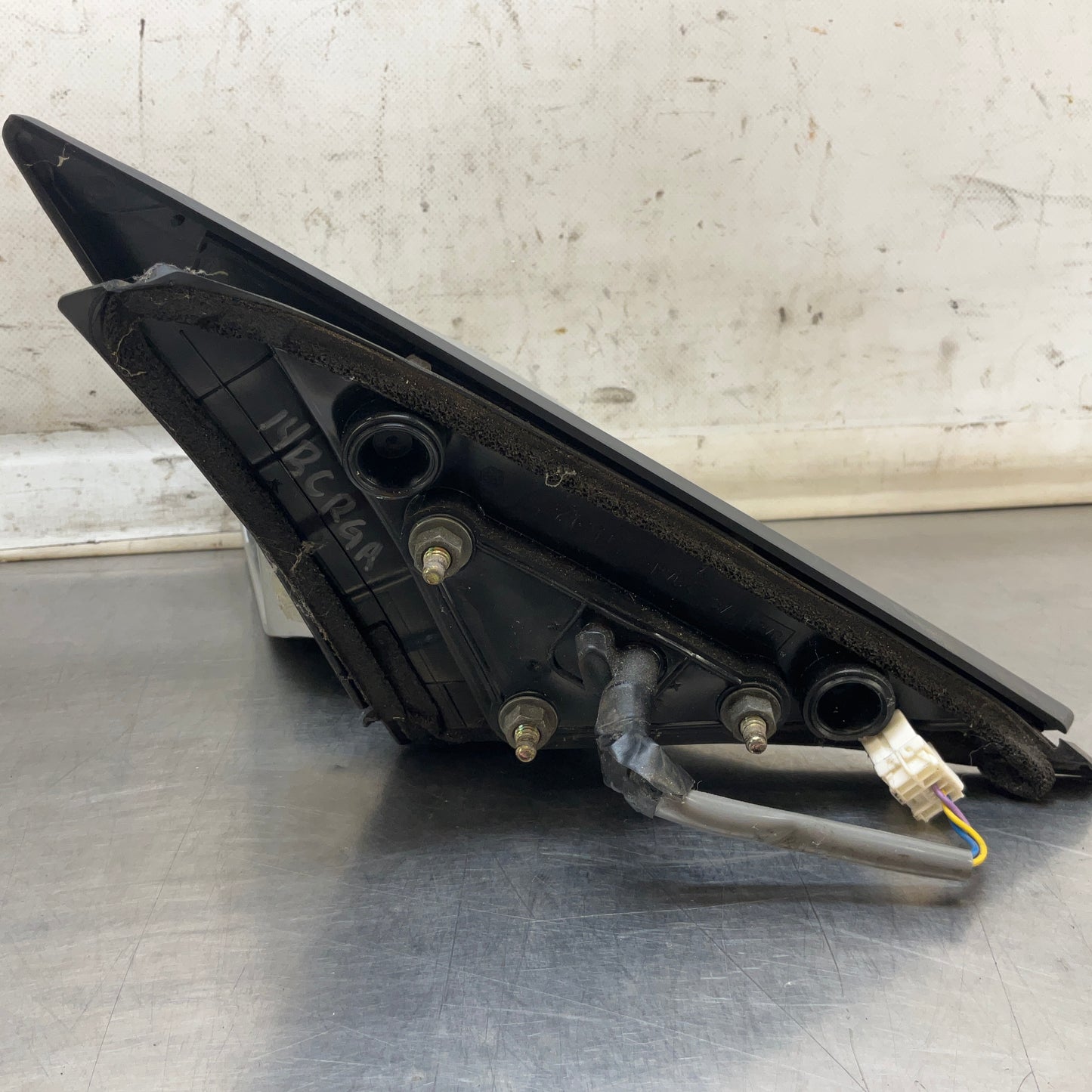 2005 Nissan Z33 350Z Front Driver Power Side View Mirror Oem 14Bcrga - On Point Parts Inc