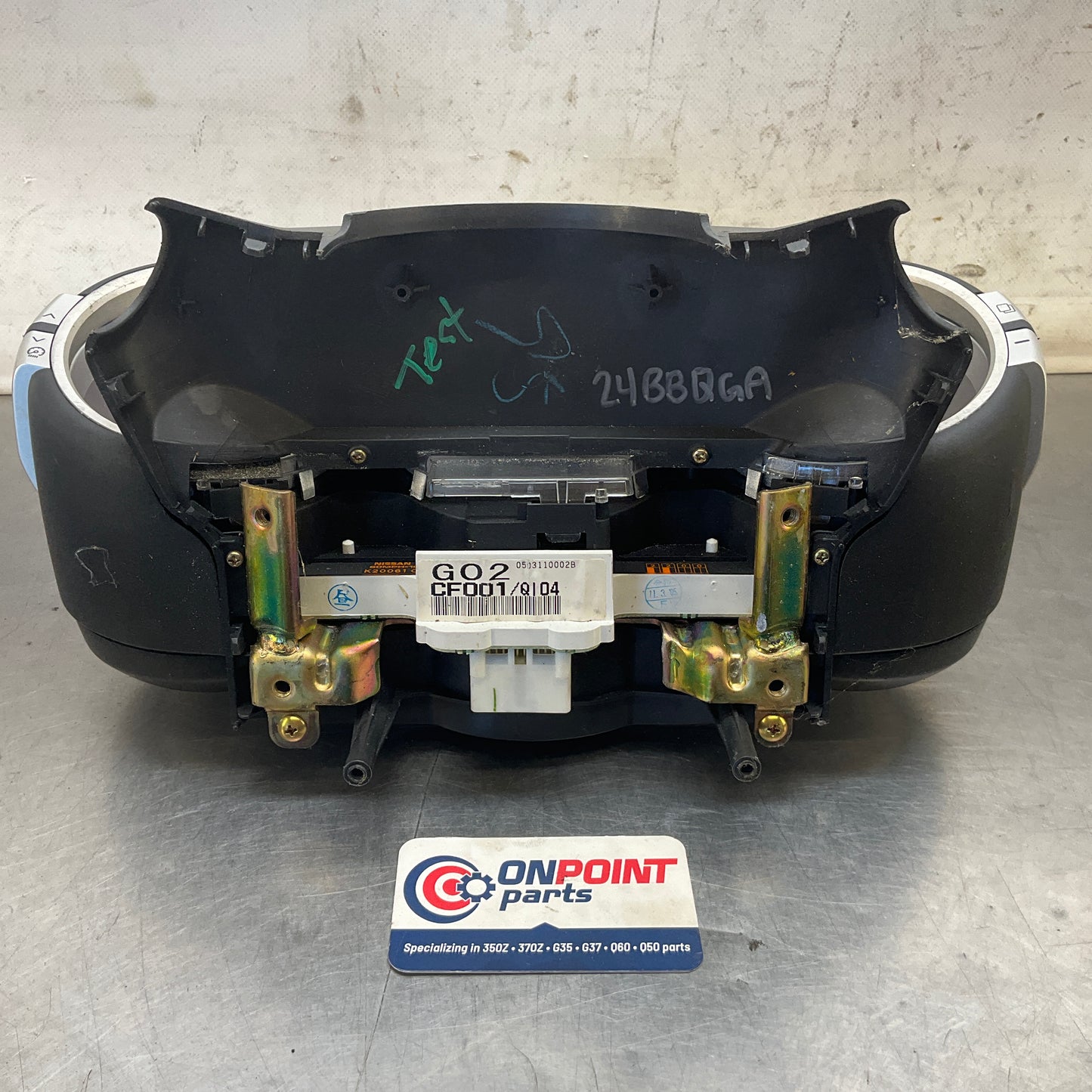 2004 Nissan Z33 350Z Speedometer Instrument Gauge Cluster Manual 69k Oem 24Bbqga - On Point Parts Inc