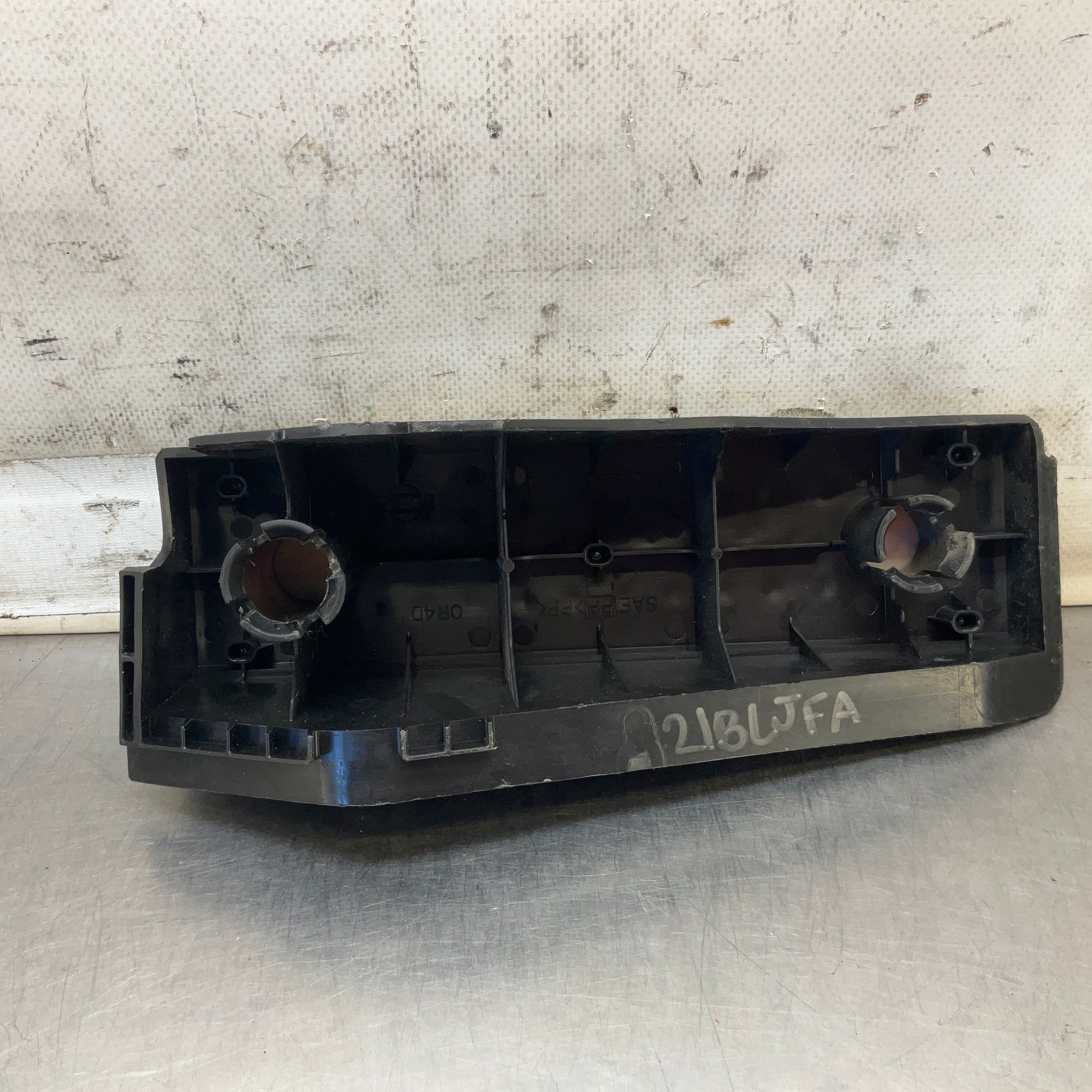 2008 Nissan Z33 350Z Front Driver Dead Pedal Foot Rest Oem 21Bljfa - On Point Parts Inc