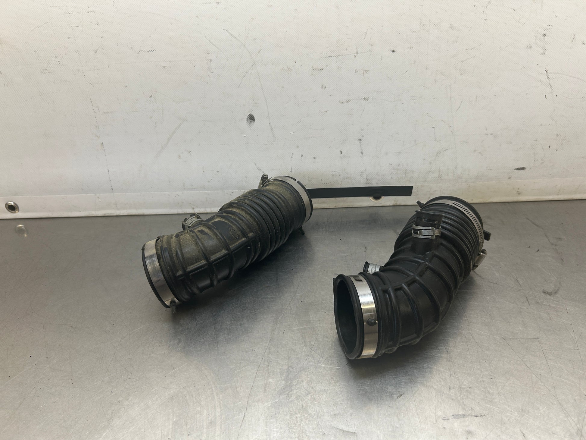 2012 Infiniti V36 G37 Driver Passenger Air Intake Flex Duct Tubes Oem - On Point Parts Inc