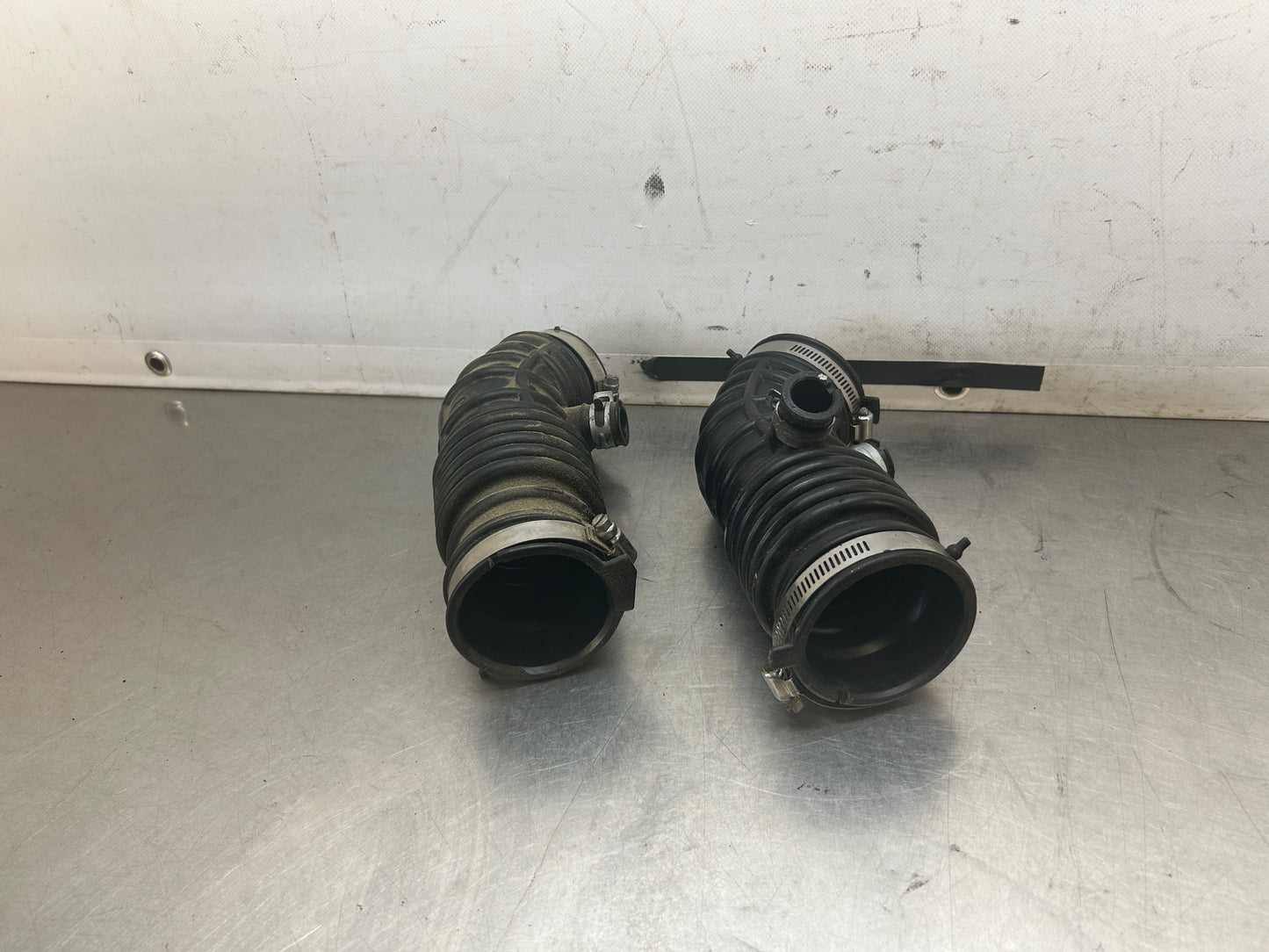 2012 Infiniti V36 G37 Driver Passenger Air Intake Flex Duct Tubes Oem - On Point Parts Inc