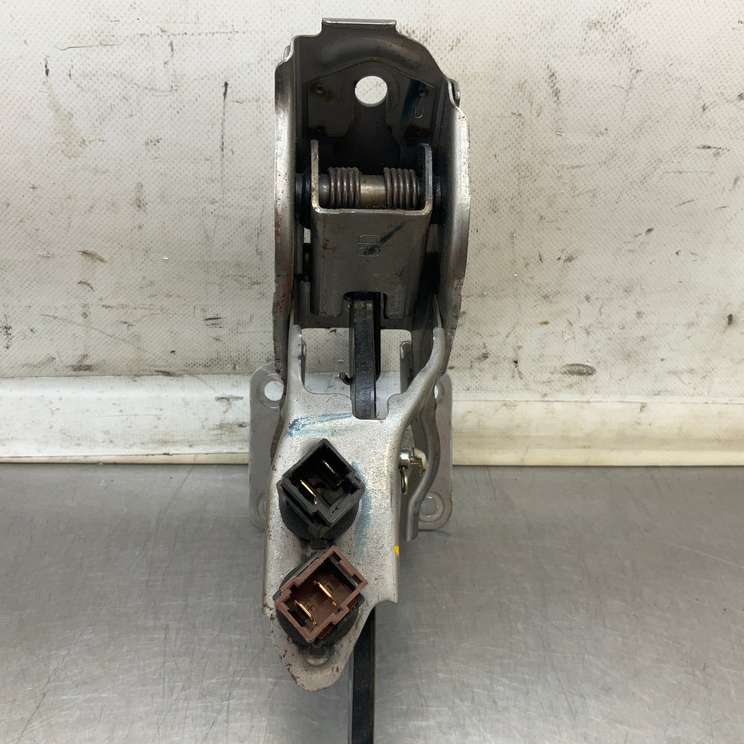 2004 Nissan Z33 350Z Front Driver Brake Pedal Oem 24Bbqgg - On Point Parts Inc