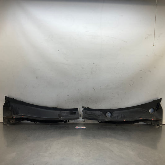 2011 Infiniti V36 G37 Front Windshield Cowl Wiper Cover Panel Oem 24Bklf3 - On Point Parts Inc