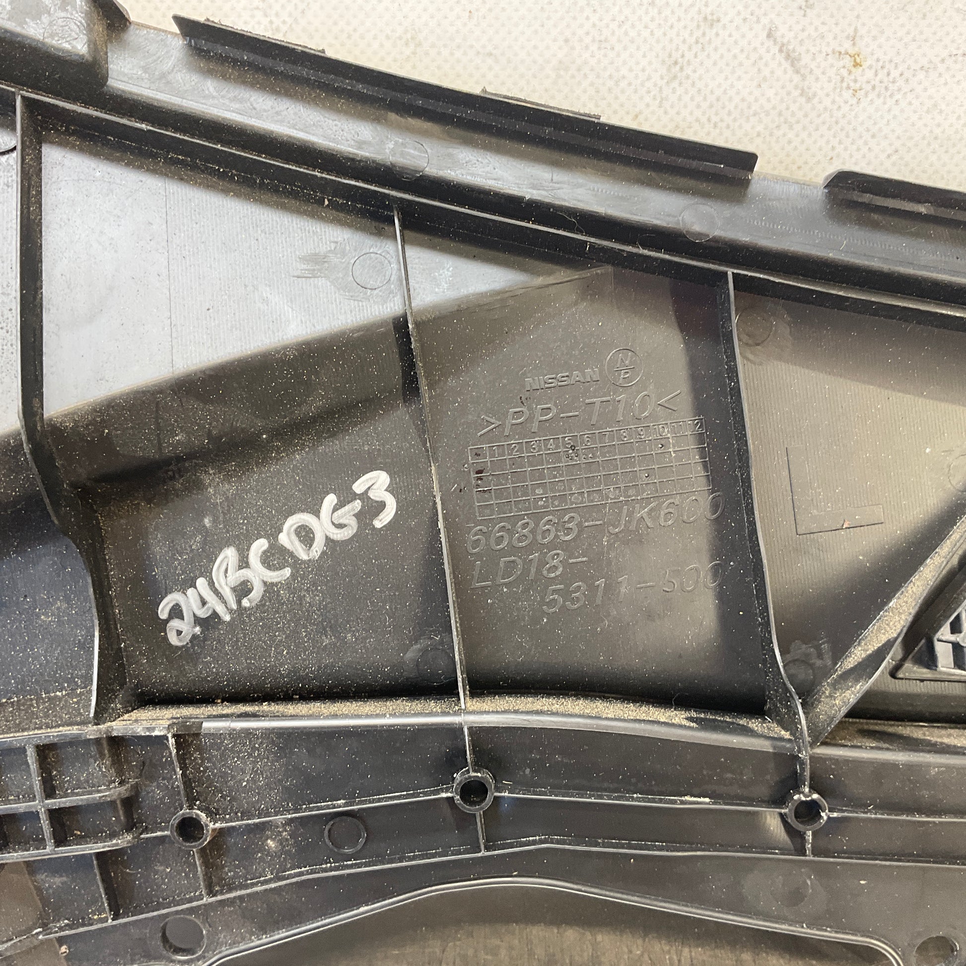 2012 Infiniti V36 G37 Front Windshield Cowl Wiper Cover Panel Oem 24Bcdg3 - On Point Parts Inc