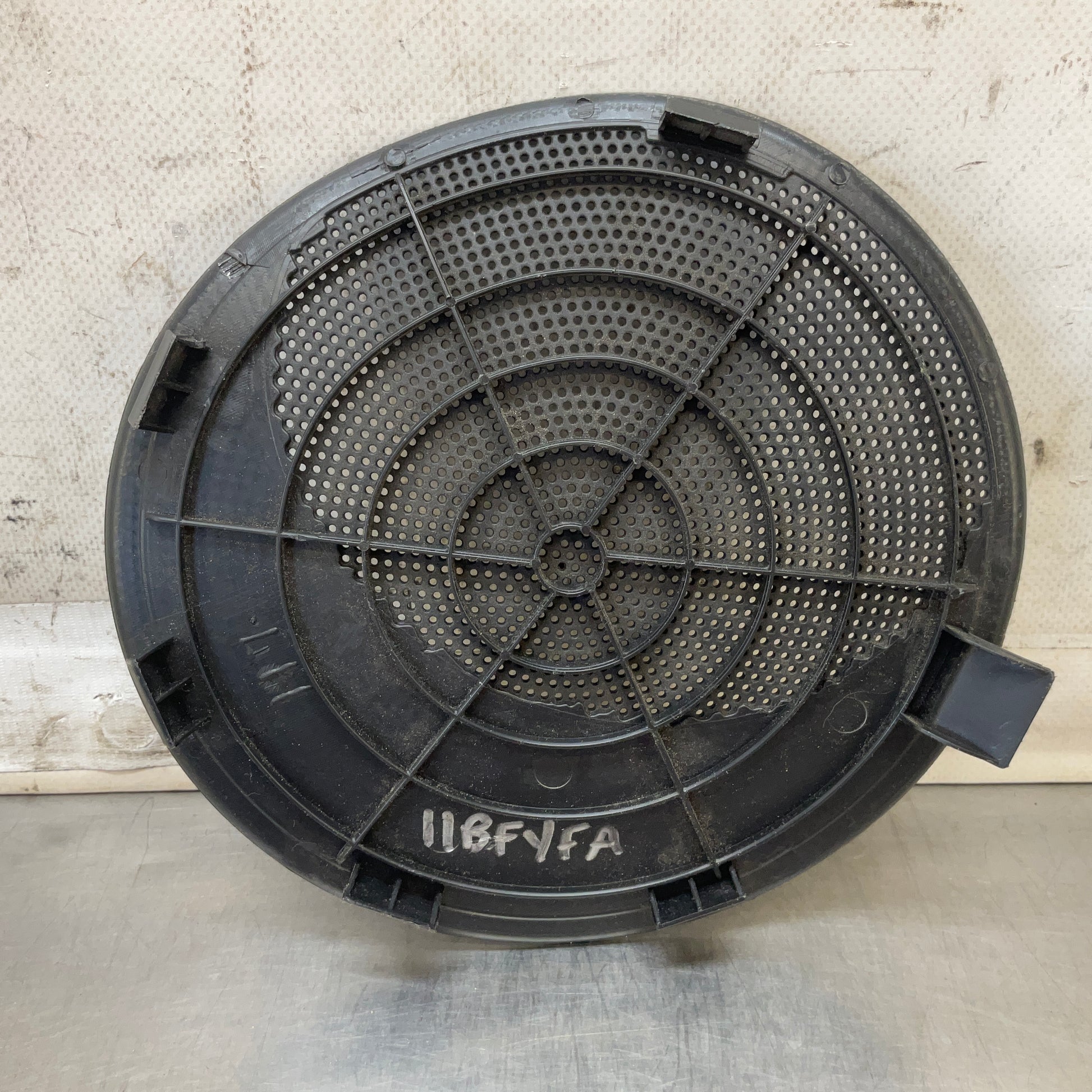 2005 Nissan Z33 350Z Front Driver Door Panel Speaker Cover Oem 11Bfyfa - On Point Parts Inc