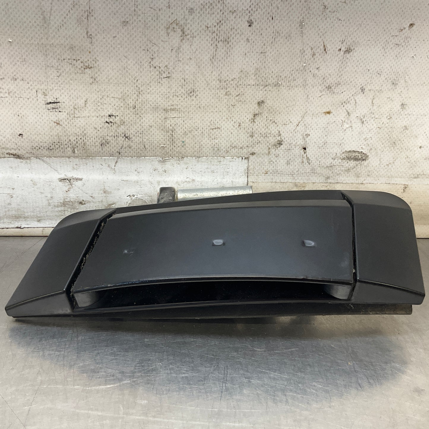 2004 Nissan Z33 350Z Passenger Exterior Door Handle  24Bbqge - On Point Parts Inc