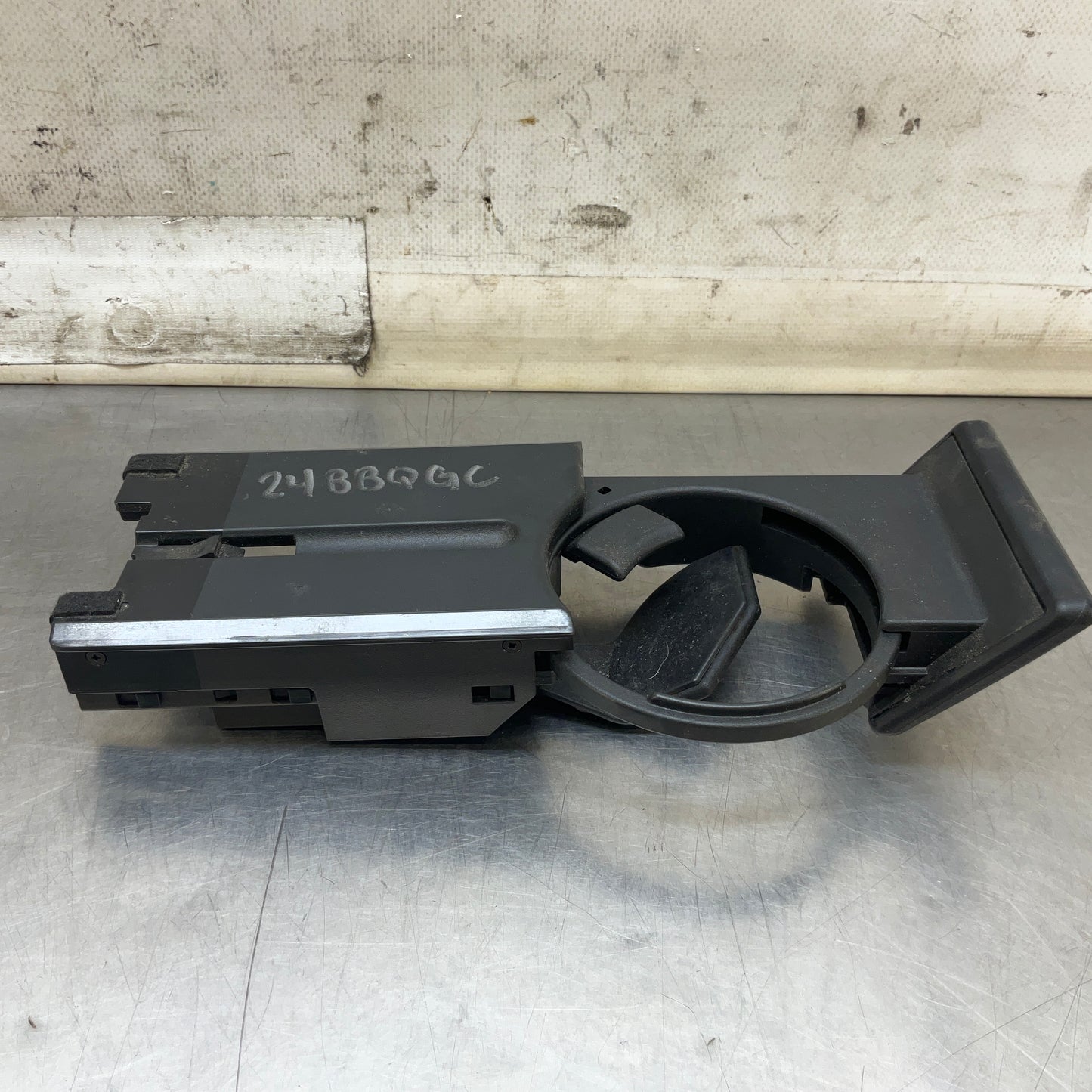 2004 Nissan Z33 350Z Front Passenger Dash Pop Out Cup Holder Oem 24Bbqgc - On Point Parts Inc