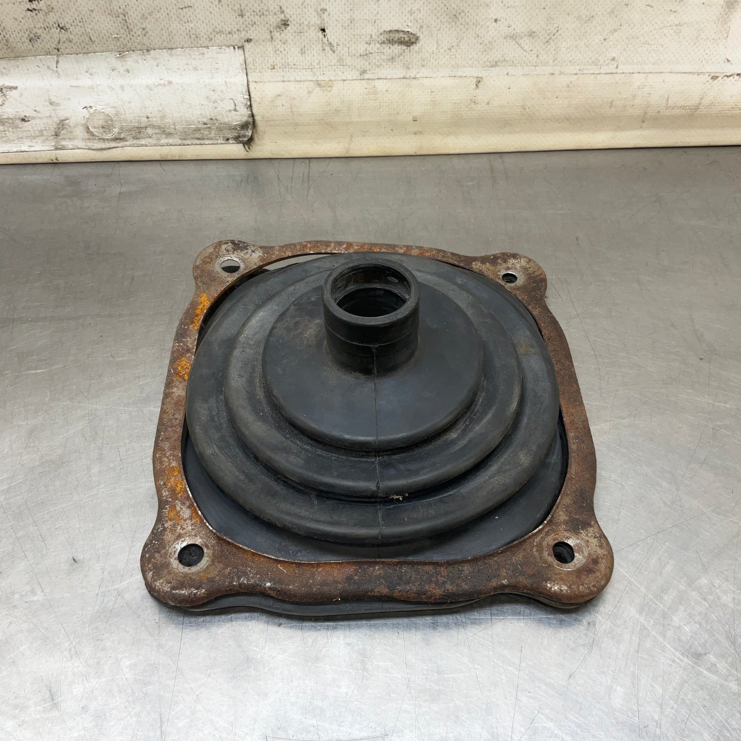 2004 Nissan Z33 350Z Manual Rubber Shifter Boot Insulator Bracket Oem 24Bbqgc - On Point Parts Inc