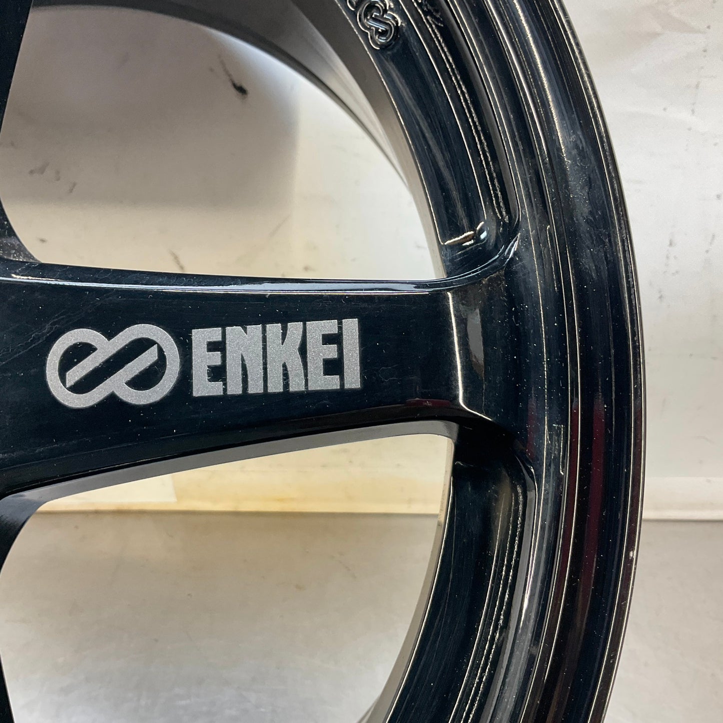 Enkei Tuning T6R Rims Wheels Front 18x8.5 Rear 18x9.5 Gloss Black 5x114.3 - On Point Parts Inc