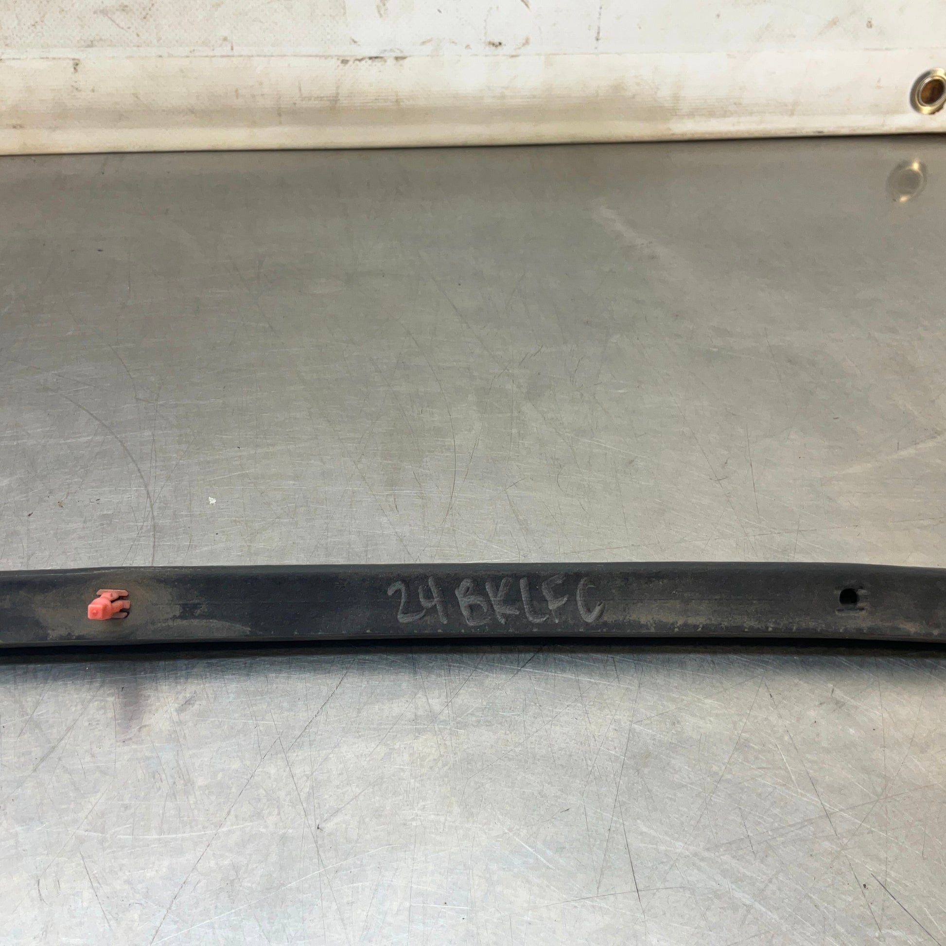 2011 Infiniti G37 Convertible Front Cowl Cover Weatherstrip Oem 24BklfC - On Point Parts Inc