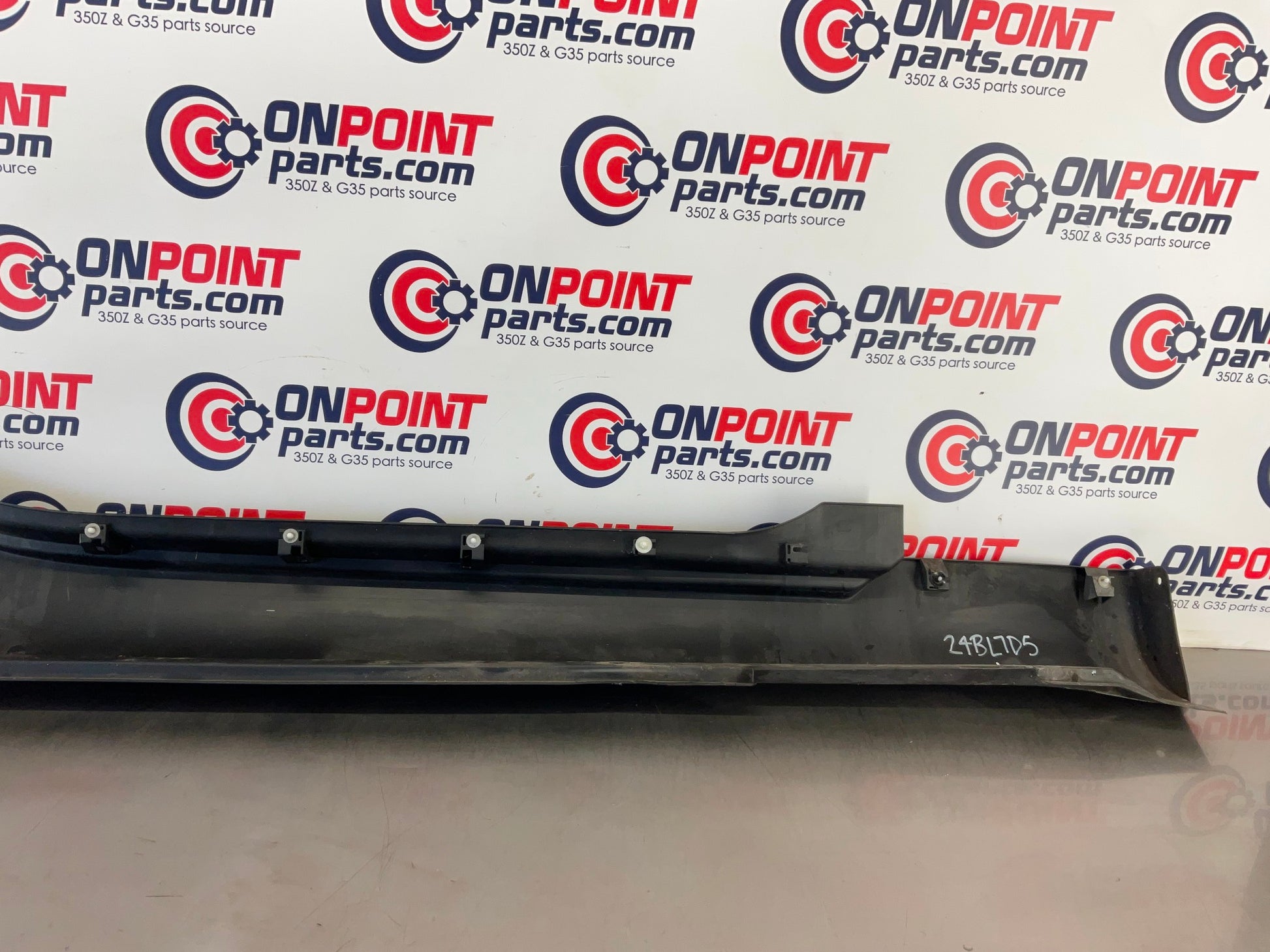 2003 Nissan 350Z Driver Left Exterior Rocker Panel Side Skirt OEM 24BL7D5 - On Point Parts Inc