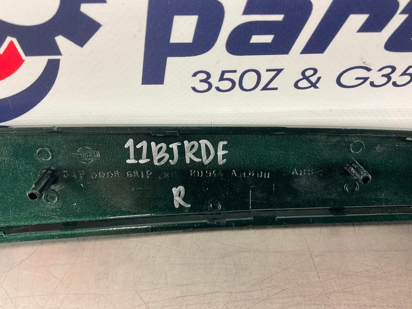 2003 Infiniti G35 Passenger Right Door Grip Handle Trim 80944 OEM 11BJRDE - On Point Parts Inc