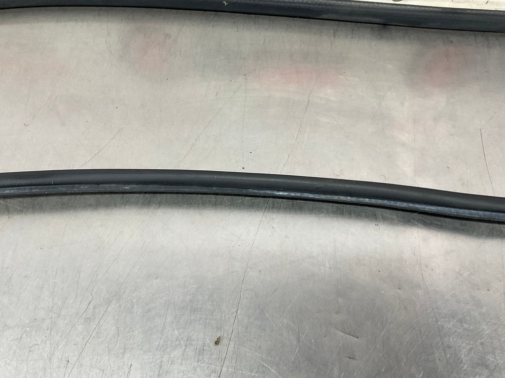 2005 Infiniti G35 Coupe Passenger Right Inner Door Seal OEM 24BFFEE - On Point Parts Inc