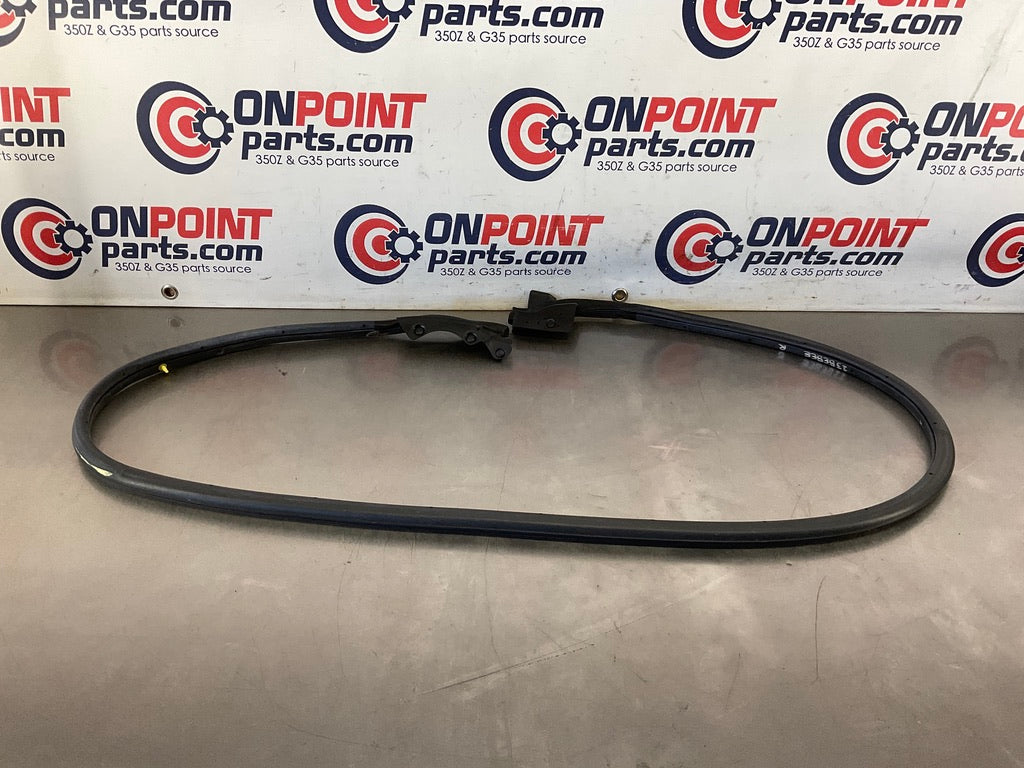 2005 Nissan 350Z Passenger Right Lower Door Shell Seal 80830 OEM 13BEBEE - On Point Parts Inc