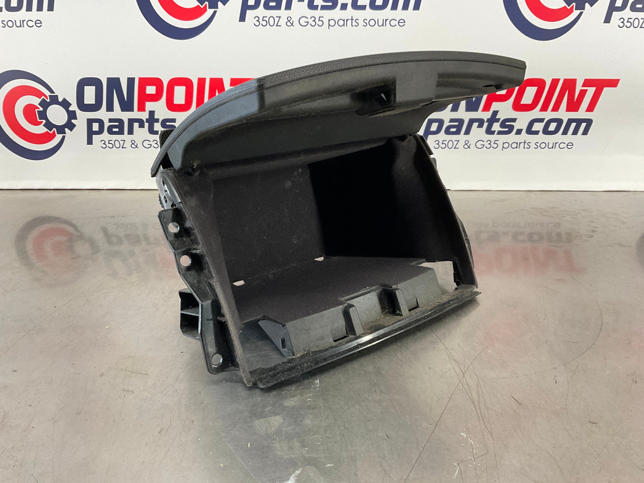 2006 Nissan 350Z Front Interior Center Console Cubby OEM