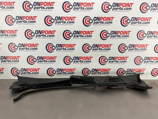 2004 Infiniti G35 Windshield Wiper Hood Cowl Assembly 66863 66862 OEM 12BK8D3 - On Point Parts Inc