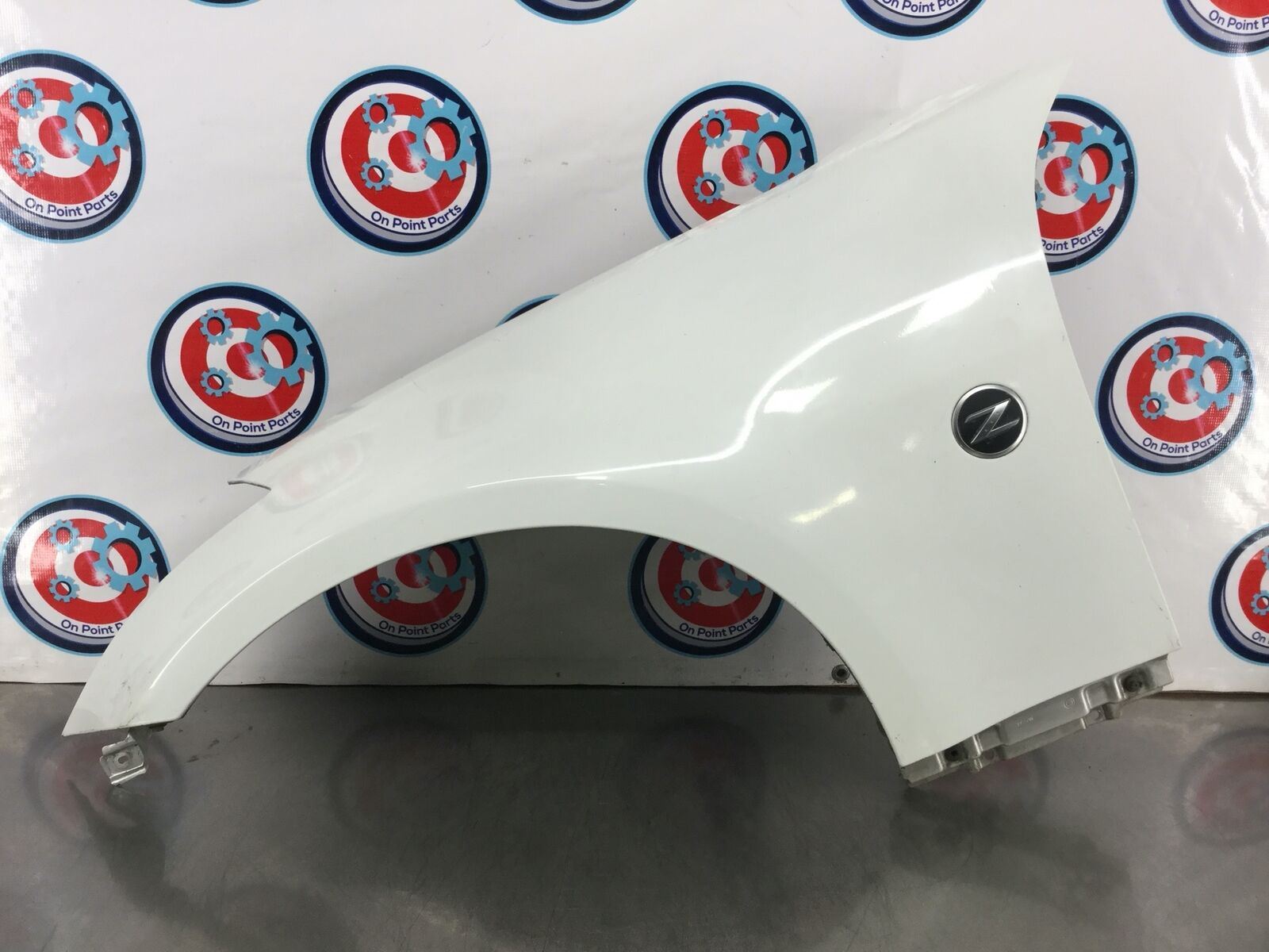2004 Nissan 350Z OEM Driver Left Front Fender 0AI3B5 - On Point Parts Inc