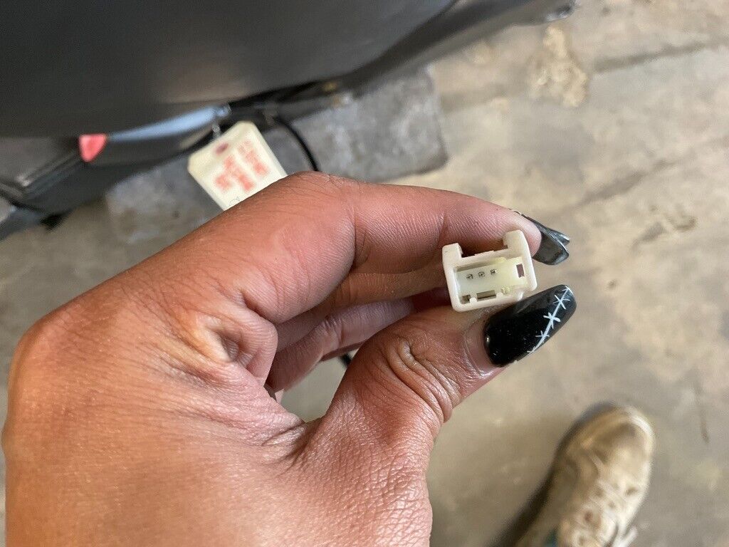 2005 Infiniti G35 Coupe Passenger Right Power Leather Seat OEM 11BFME9 - On Point Parts Inc