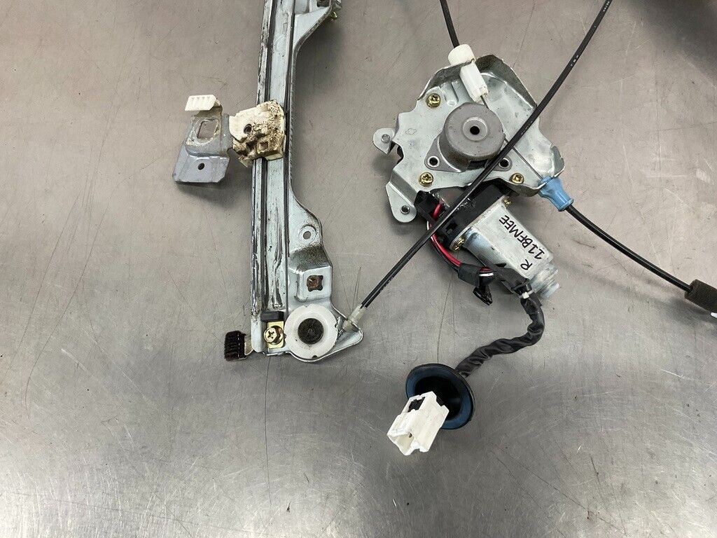 2005 Infiniti G35 Coupe Passenger Right Window Regulator Motor OEM 11BFMEE - On Point Parts Inc