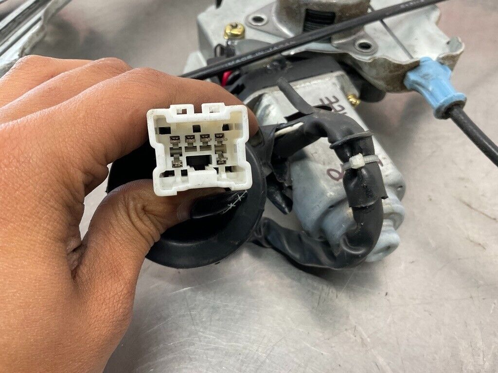 2005 Infiniti G35 Coupe Passenger Right Window Regulator Motor OEM 11BFMEE - On Point Parts Inc