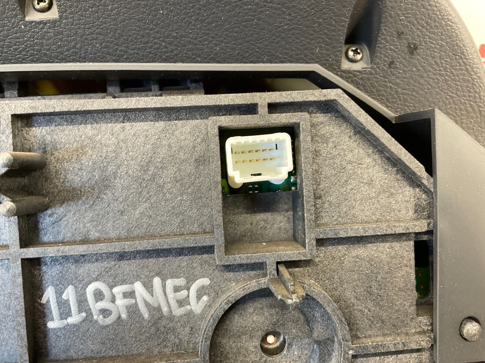 2005 Infiniti G35 Speedometer Instrument Gauge Cluster 154k Manual OEM 11BFMEC - On Point Parts Inc